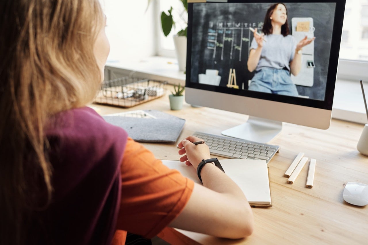 The 7 Best Online TEFL Courses for ANY Job & Budget